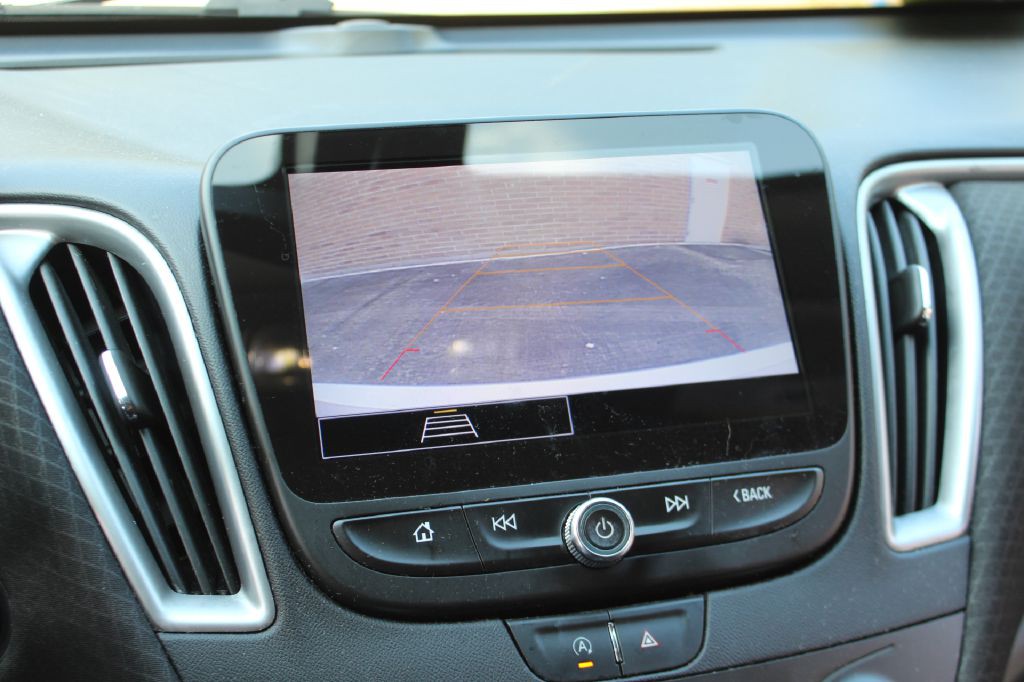 2021 Chevrolet Malibu Image 20