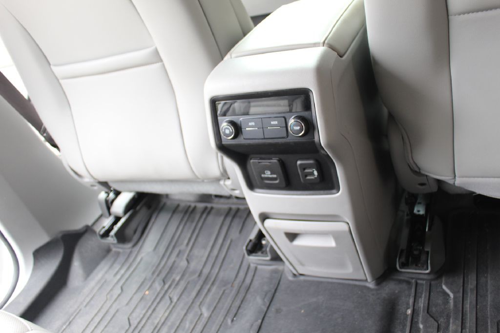 2019 GMC Acadia Image 12