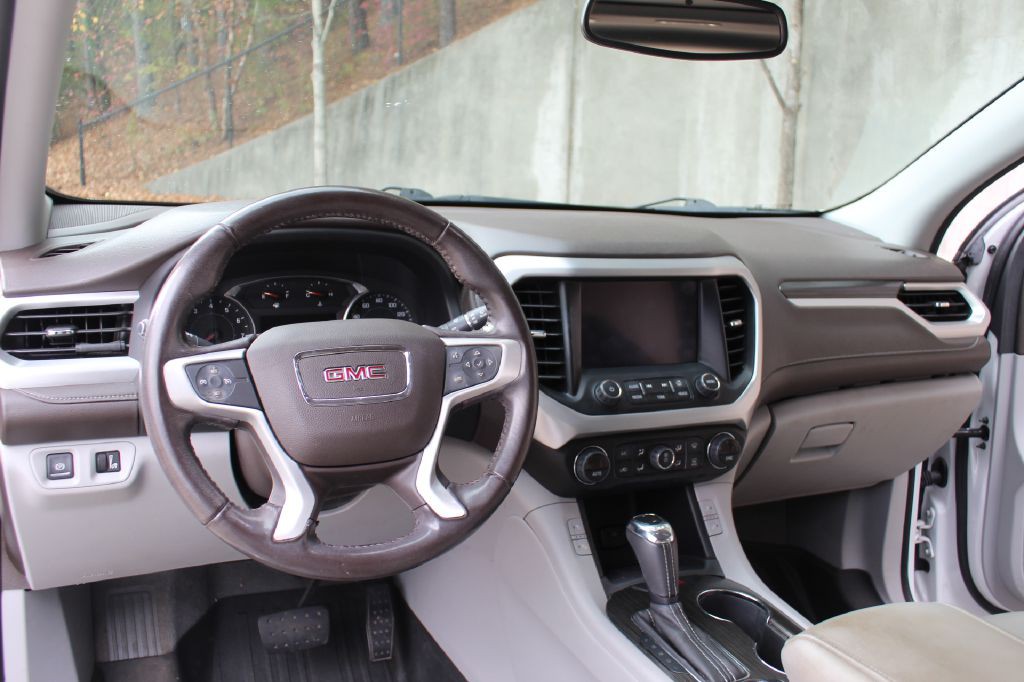 2019 GMC Acadia Image 15