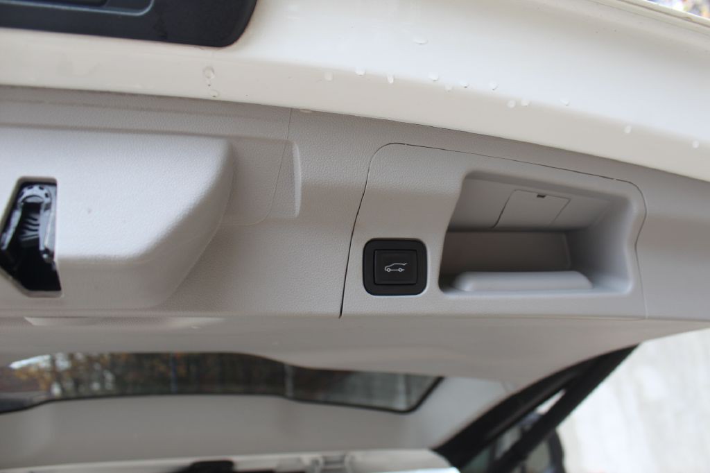 2019 GMC Acadia Image 19