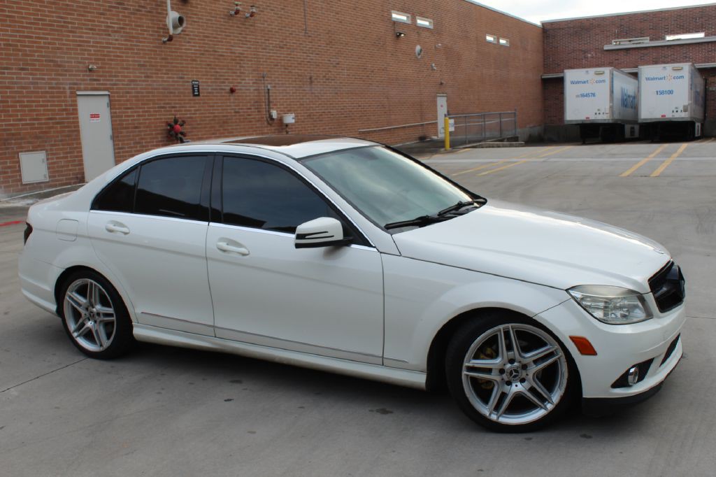 2010 Mercedes-Benz C-Class Image 6