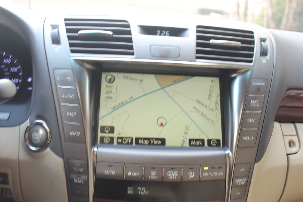 2009 Lexus LS Image 27