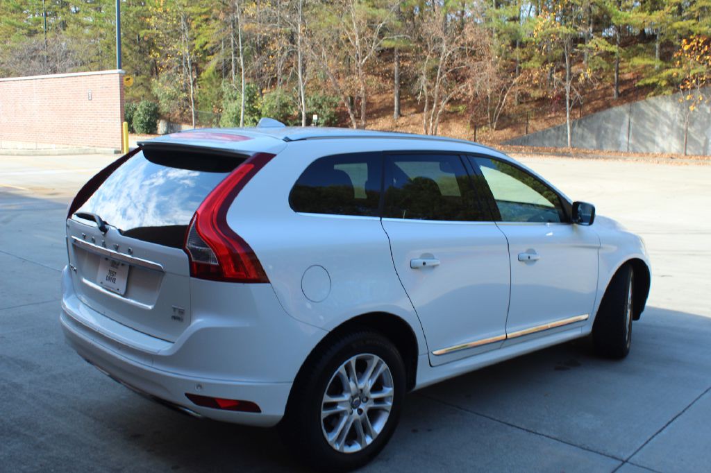 2015 Volvo XC60 Image 5