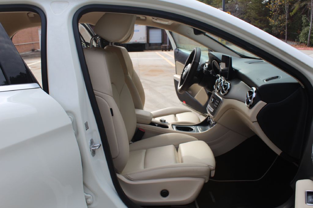 2018 Mercedes-Benz GLA-Class Image 7