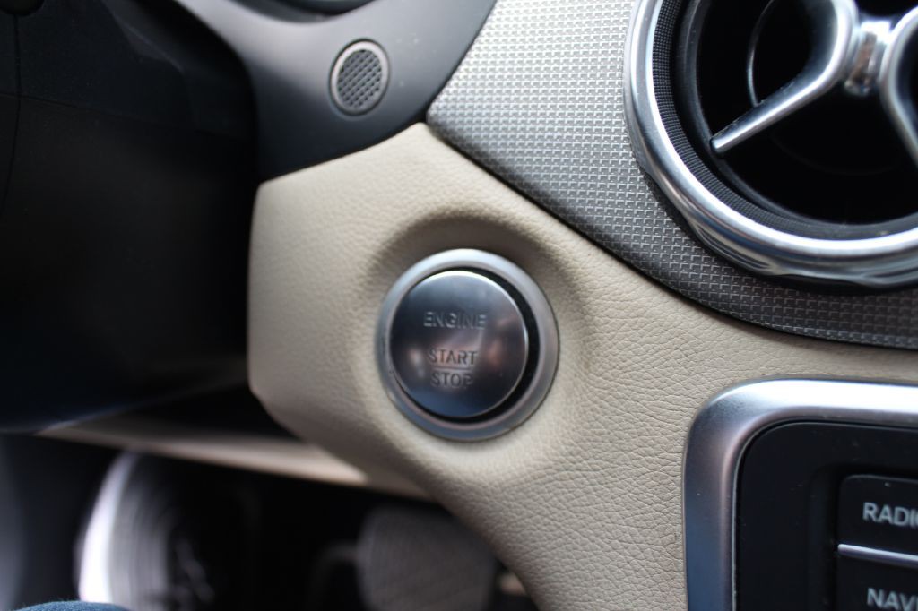 2018 Mercedes-Benz GLA-Class Image 22