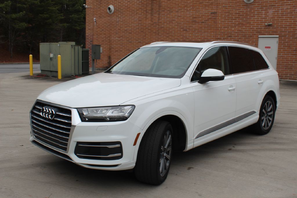 2017 Audi Q7 Image 2