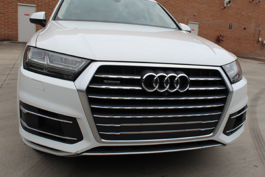 2017 Audi Q7 Image 8