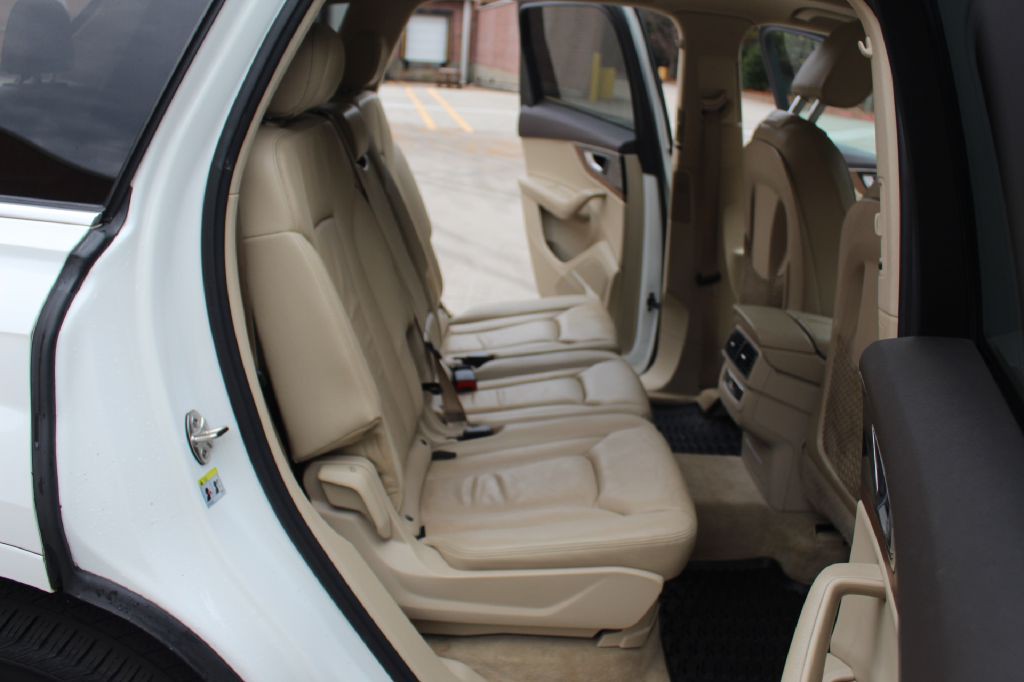 2017 Audi Q7 Image 11