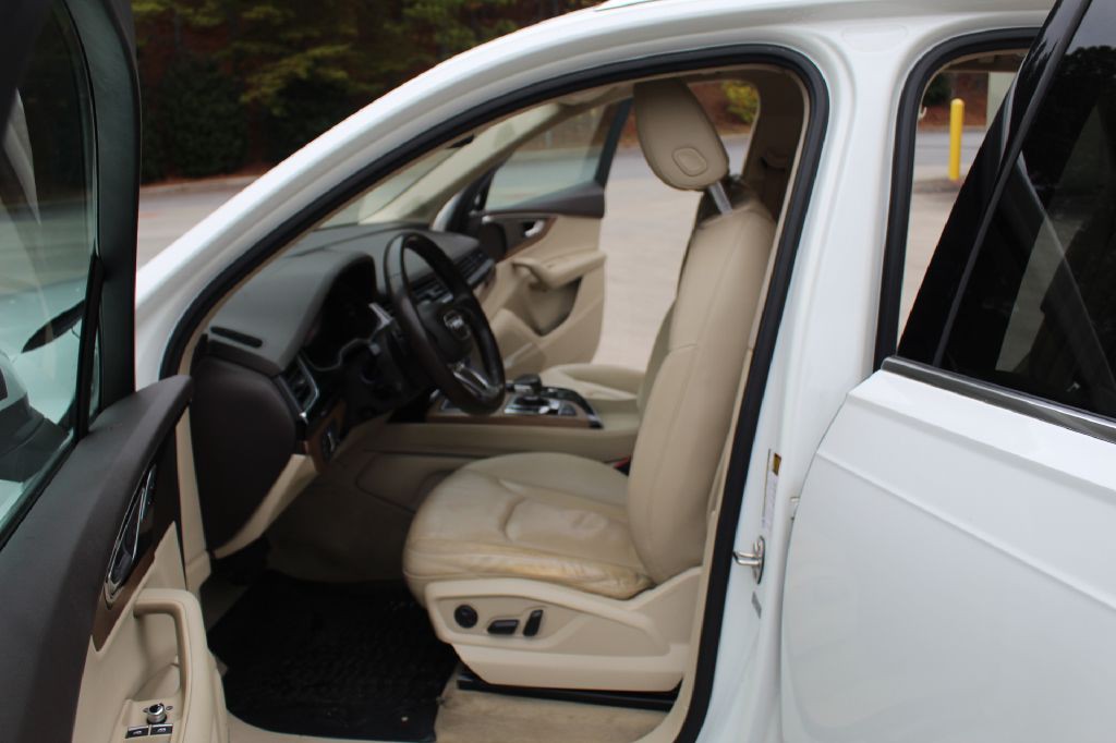 2017 Audi Q7 Image 13