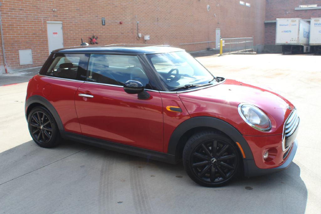 2015 MINI Cooper Image 6
