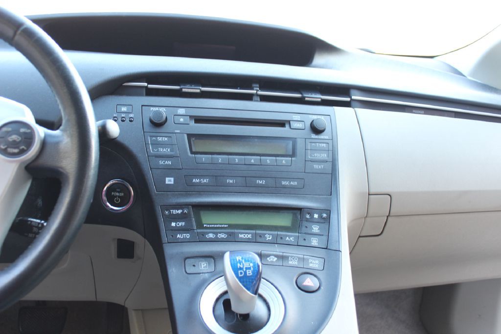 2011 Toyota Prius Image 19