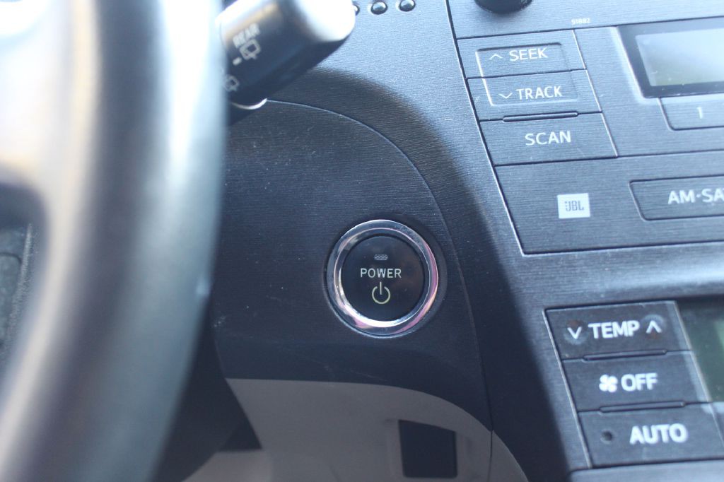 2011 Toyota Prius Image 23