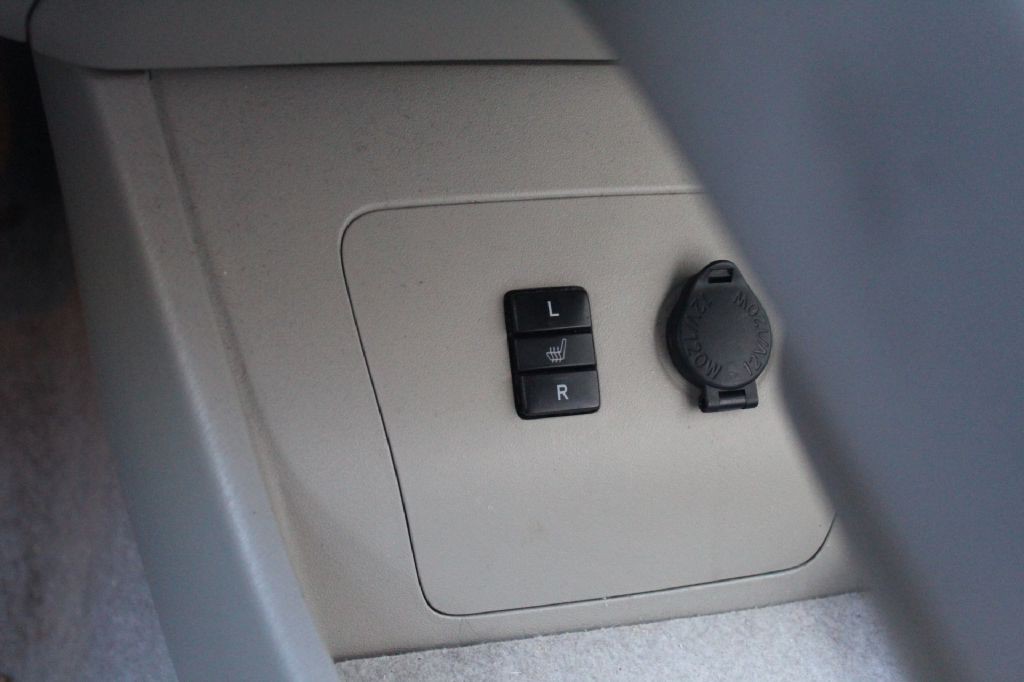 2011 Toyota Prius Image 24