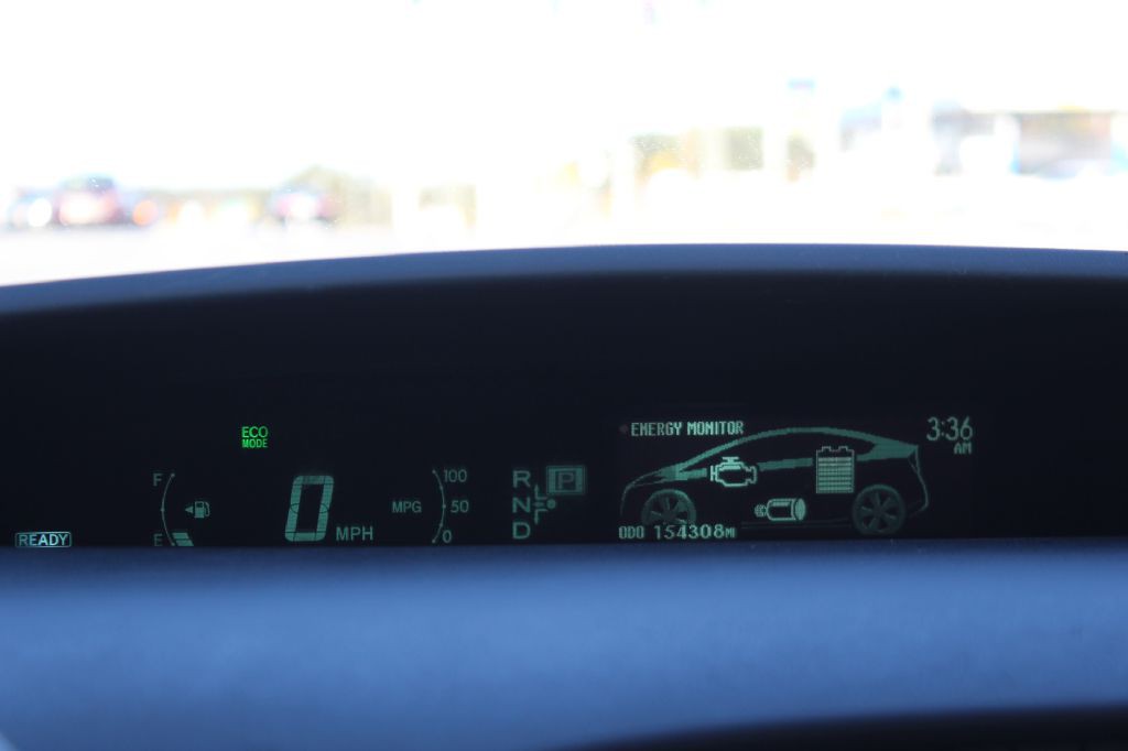 2011 Toyota Prius Image 25