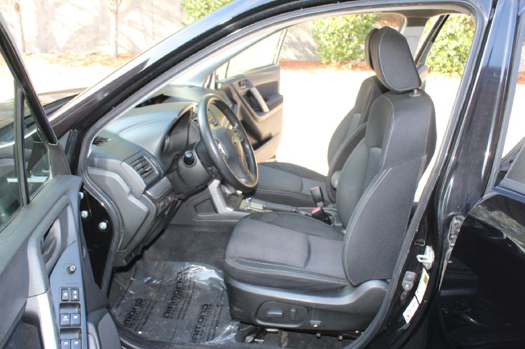 2014 Subaru Forester Image 10