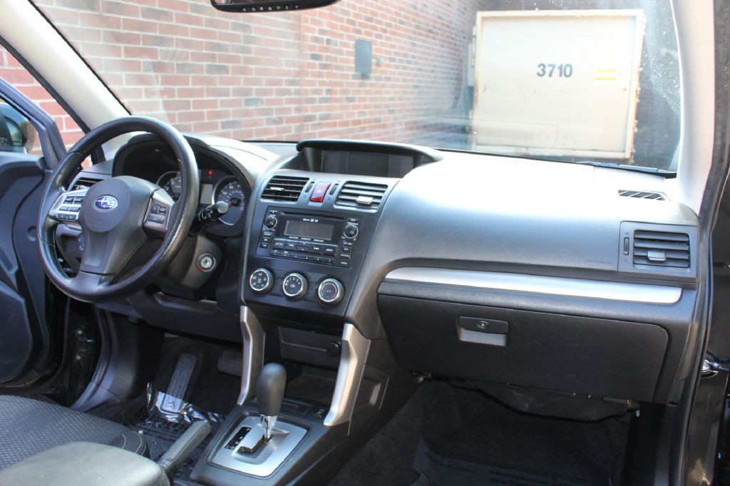 2014 Subaru Forester Image 13