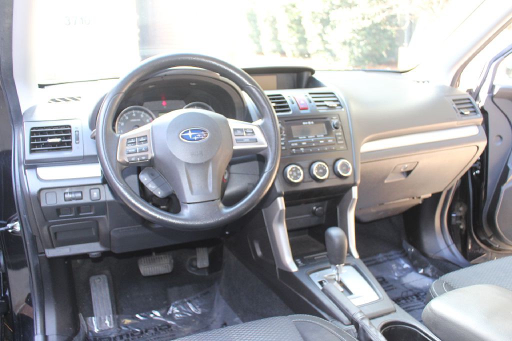 2014 Subaru Forester Image 15