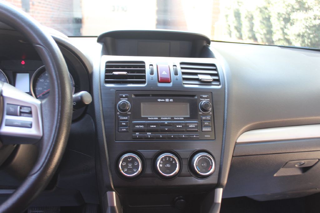 2014 Subaru Forester Image 17