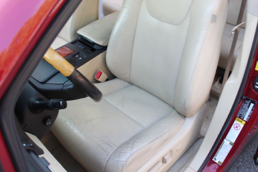 2011 Lexus RX Image 11