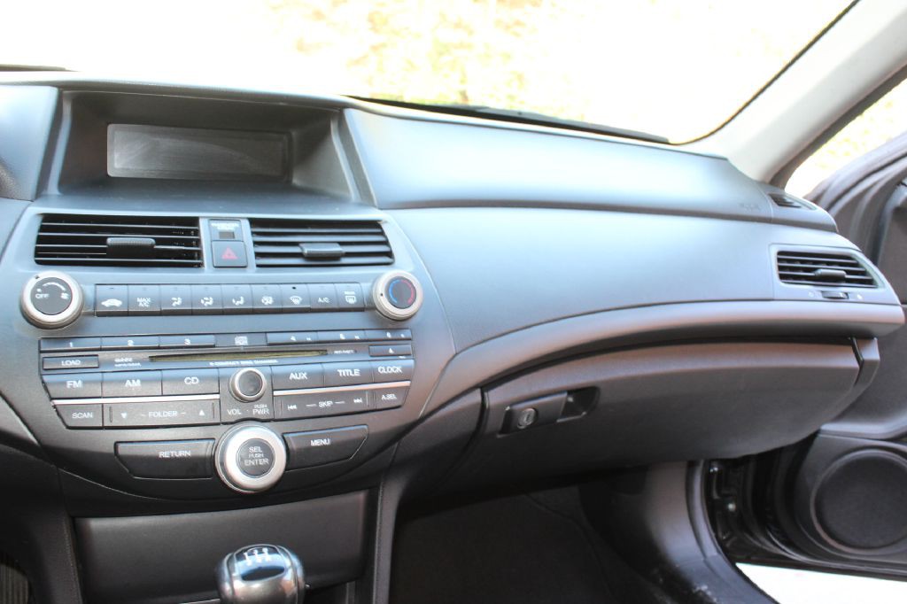 2008 Honda Accord Image 16