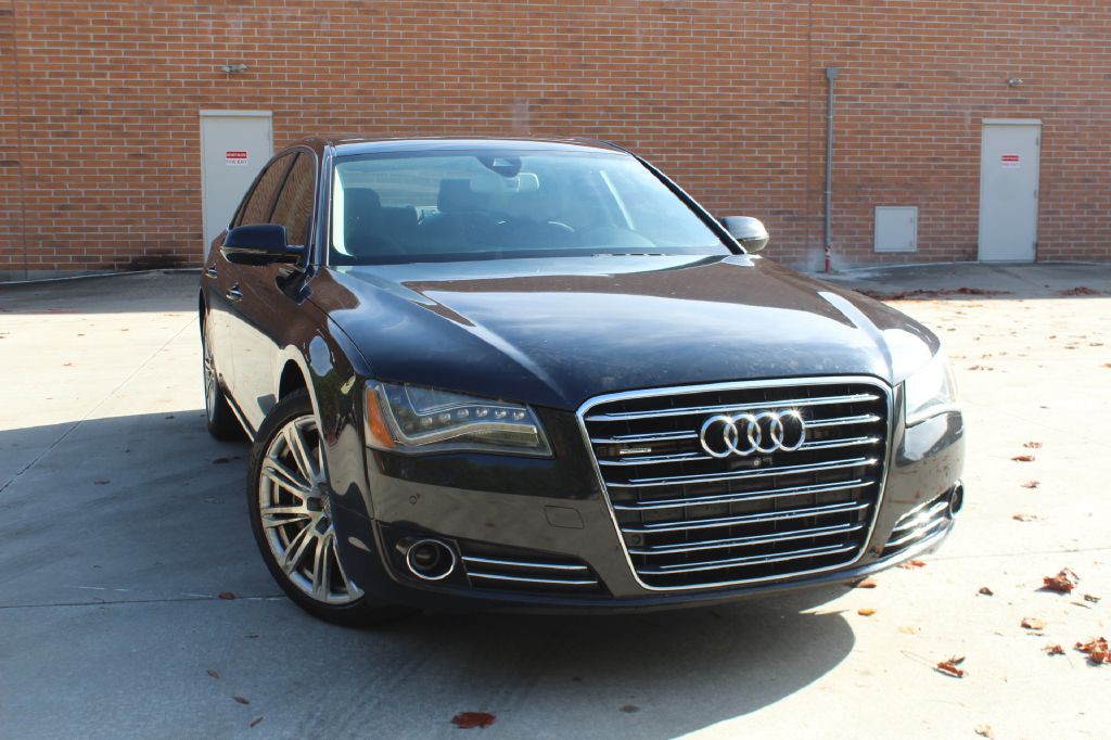 2014 Audi A8 Image 1