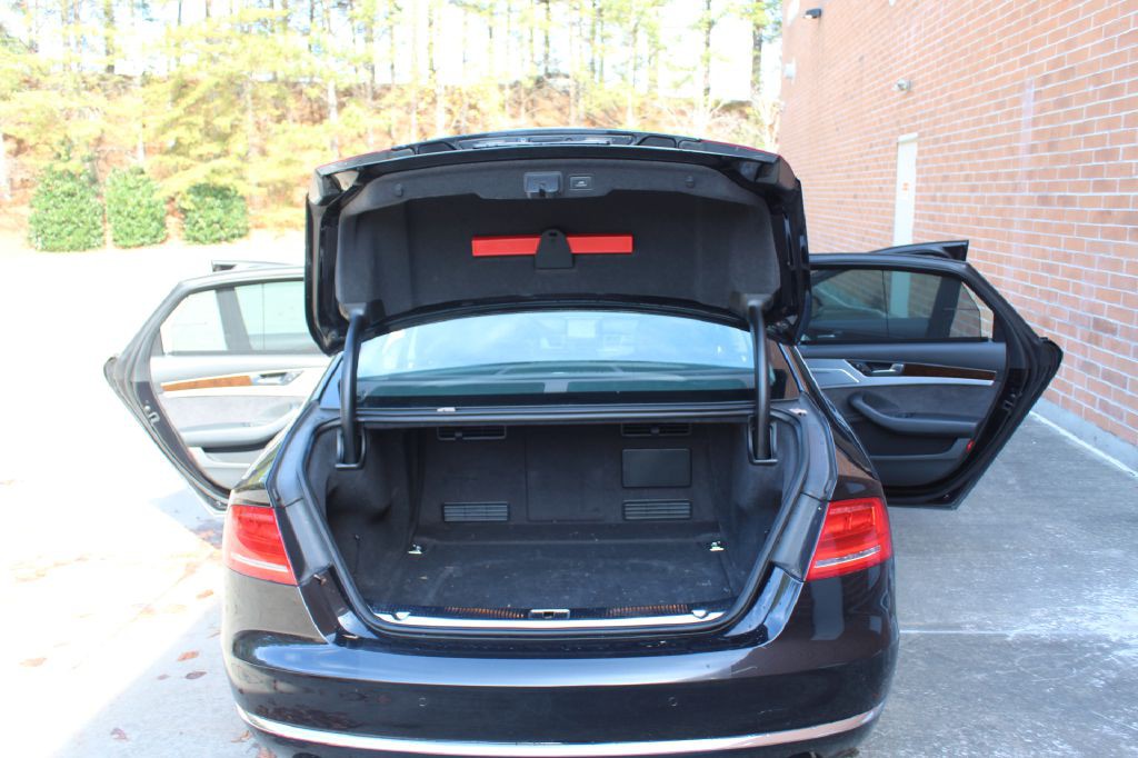 2014 Audi A8 Image 25