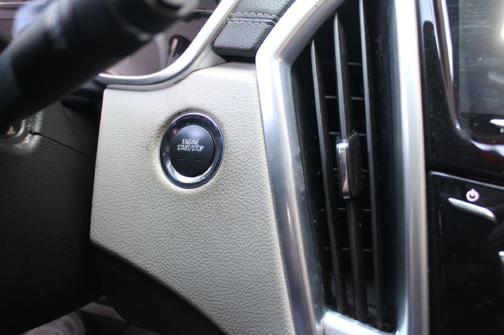 2014 Cadillac SRX Image 21