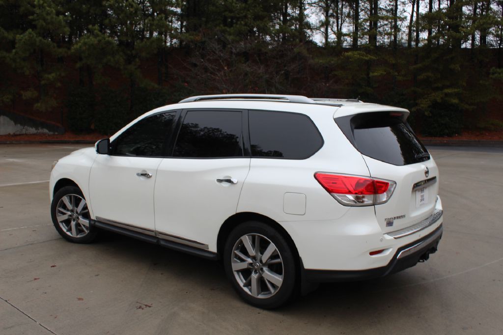 2015 Nissan Pathfinder Image 3