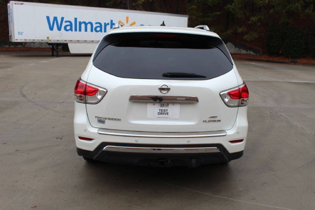 2015 Nissan Pathfinder Image 4