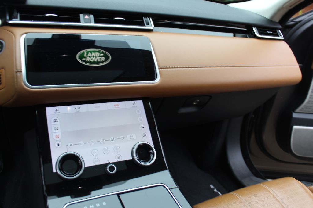 2018 Land Rover Range Rover Image 21