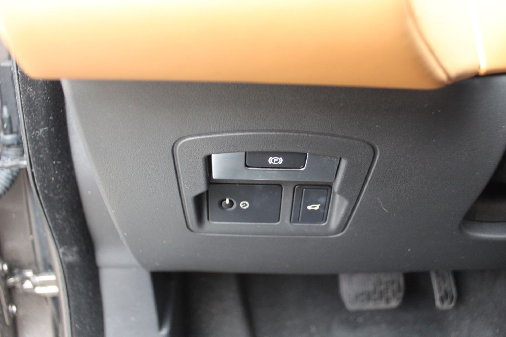 2018 Land Rover Range Rover Image 24