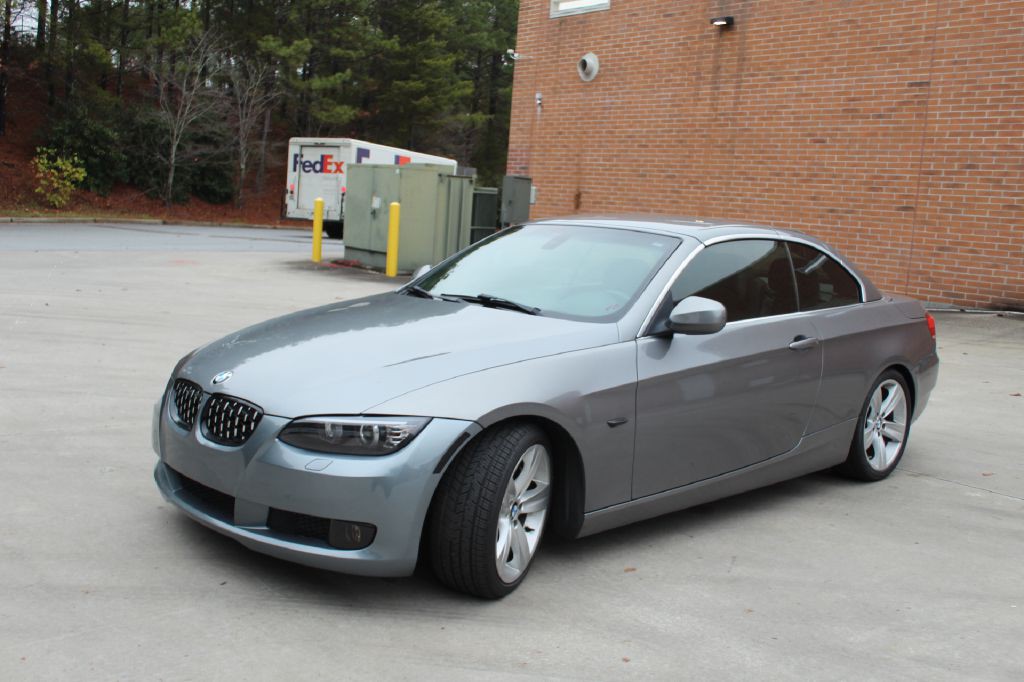 2010 BMW 3 Series Image 2