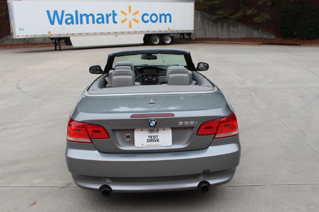 2010 BMW 3 Series Image 10