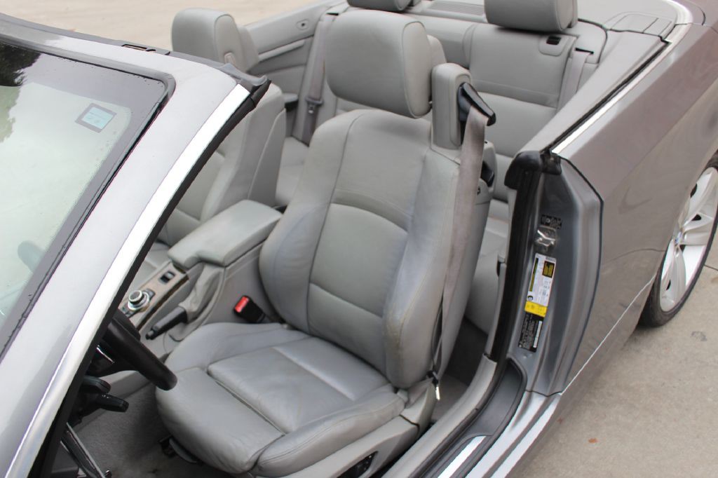 2010 BMW 3 Series Image 15