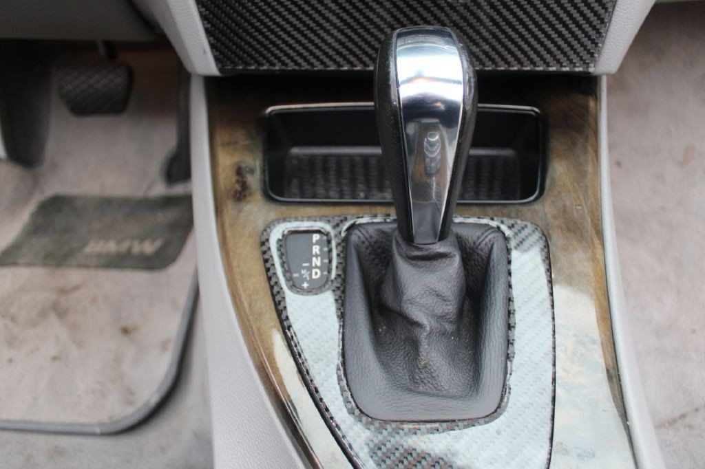 2010 BMW 3 Series Image 24