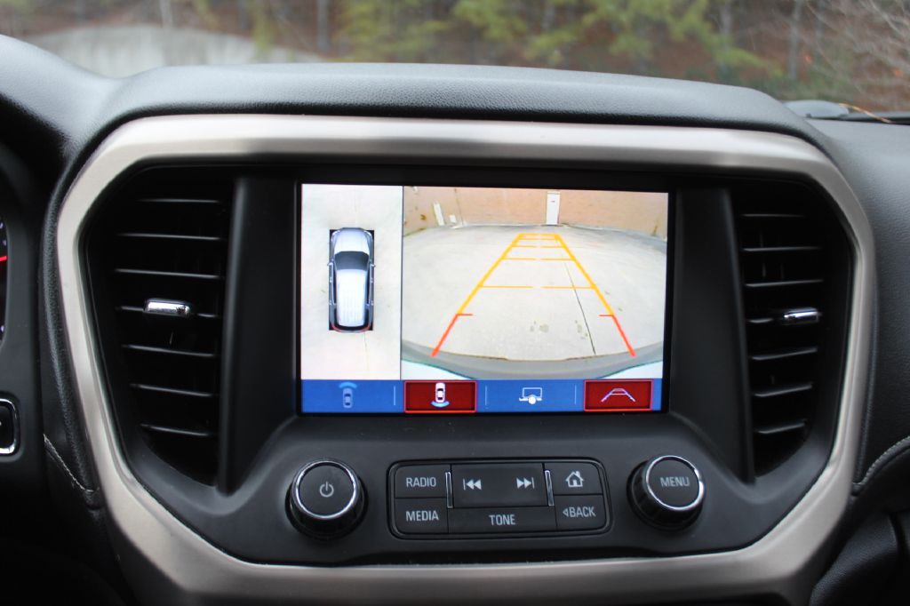 2017 GMC Acadia Image 26