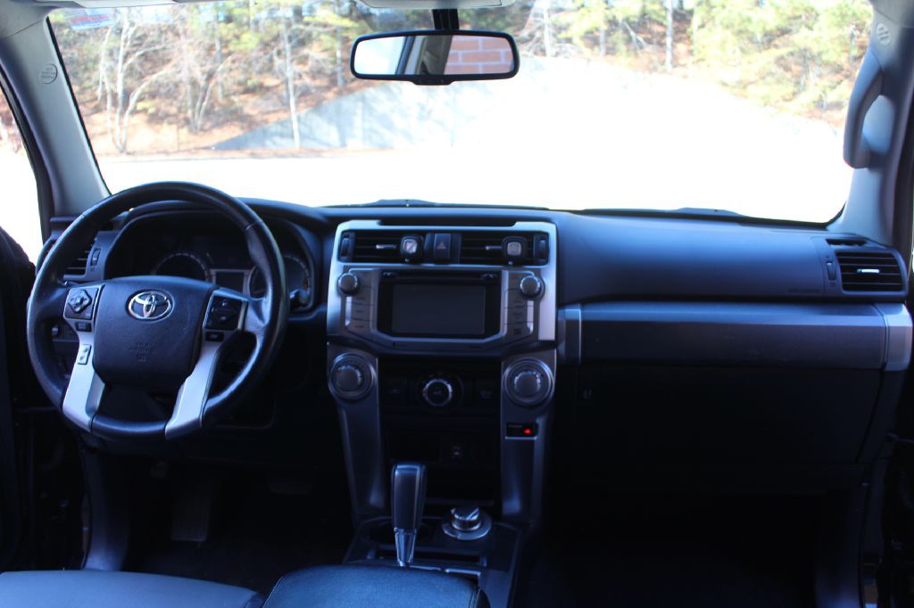 2015 Toyota 4Runner Image 16