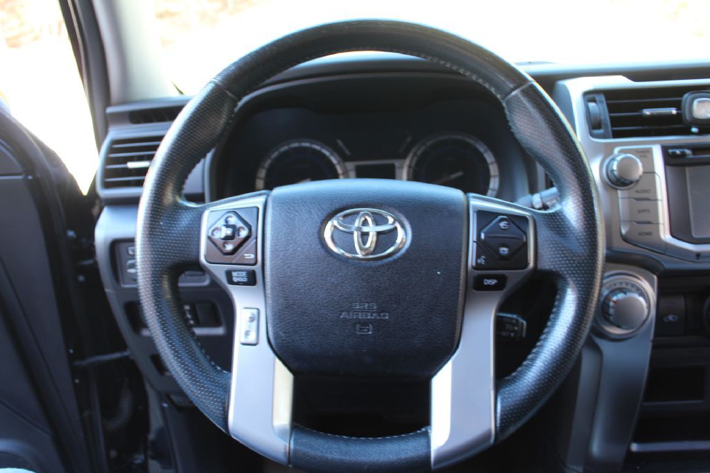 2015 Toyota 4Runner Image 18