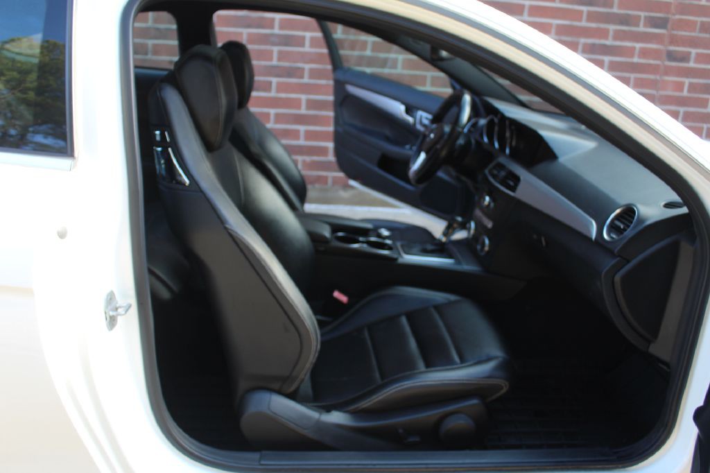 2013 Mercedes-Benz C-Class Image 7