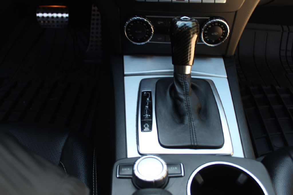 2013 Mercedes-Benz C-Class Image 17