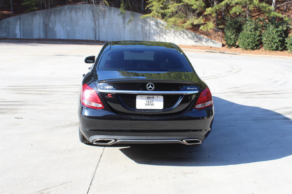 2016 Mercedes-Benz C-Class Image 4