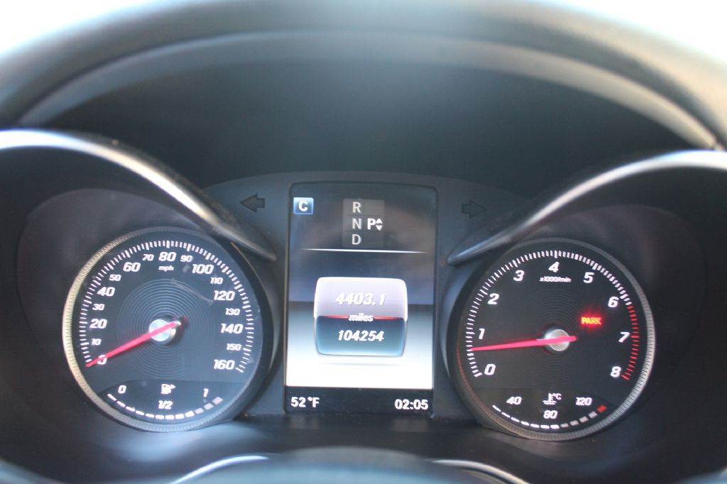 2016 Mercedes-Benz C-Class Image 22