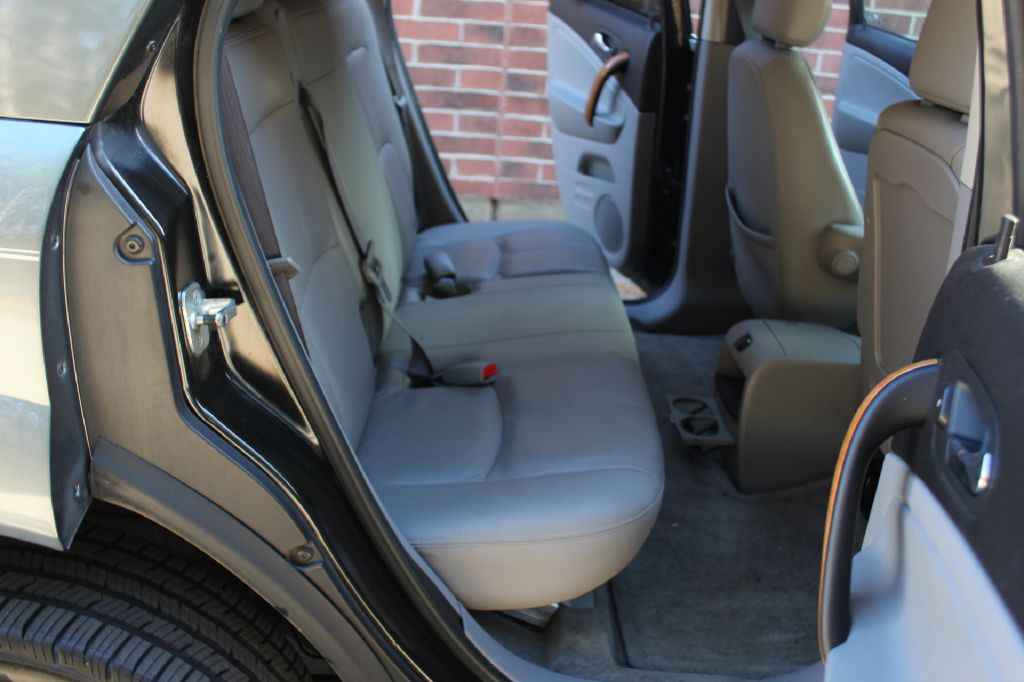 2006 Saturn Vue Image 8