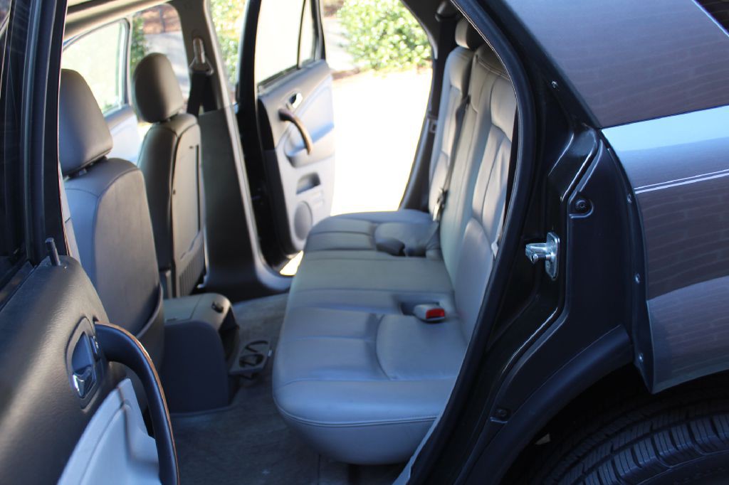 2006 Saturn Vue Image 9