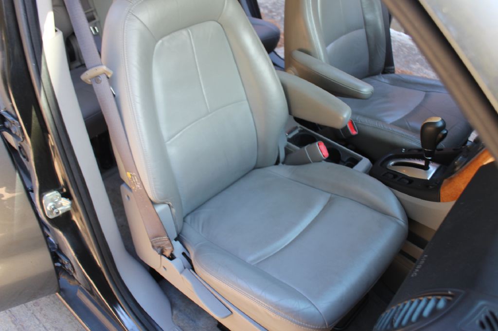 2006 Saturn Vue Image 12