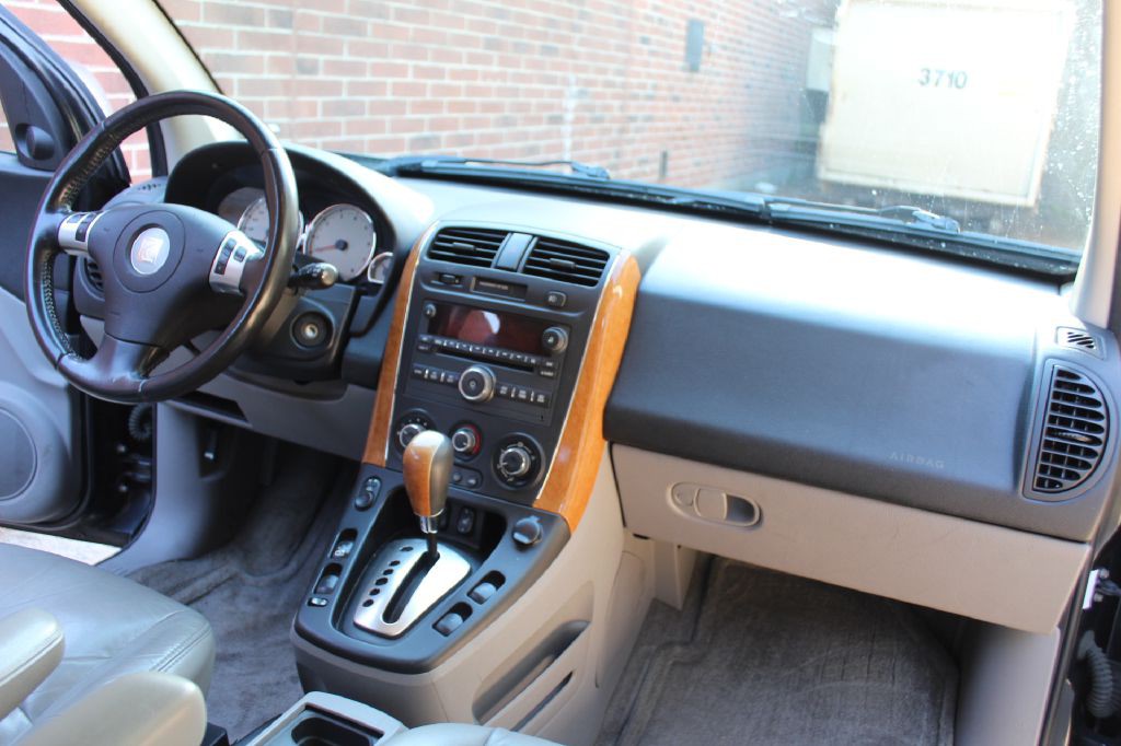 2006 Saturn Vue Image 13