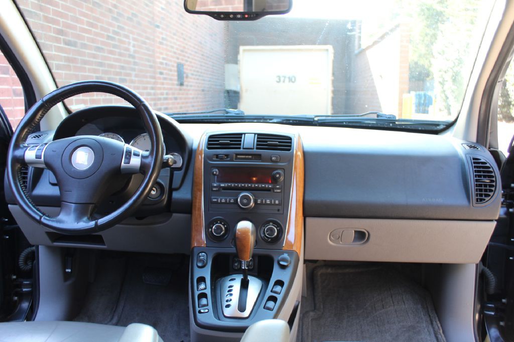 2006 Saturn Vue Image 14