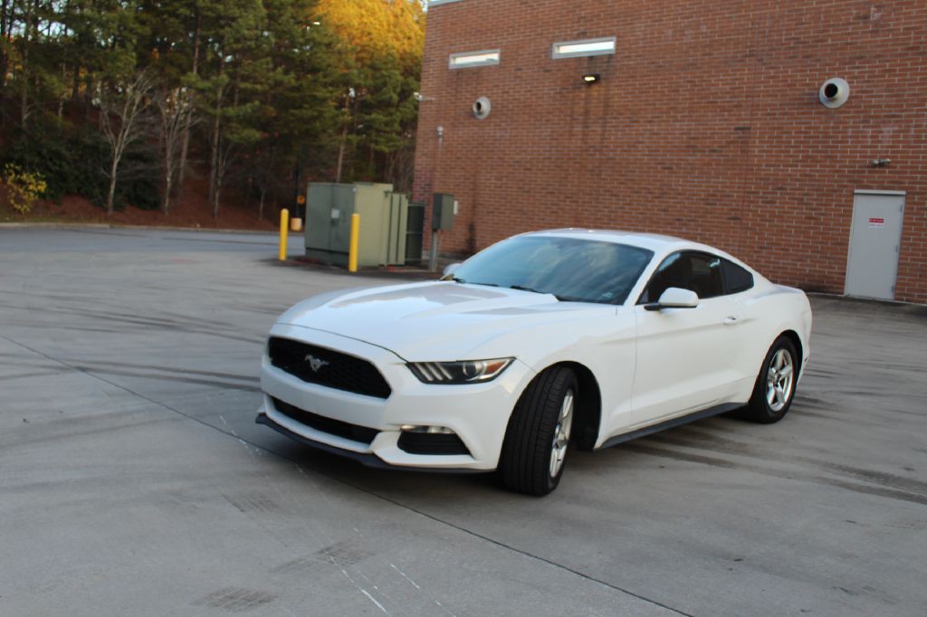 2016 Ford Mustang Image 2