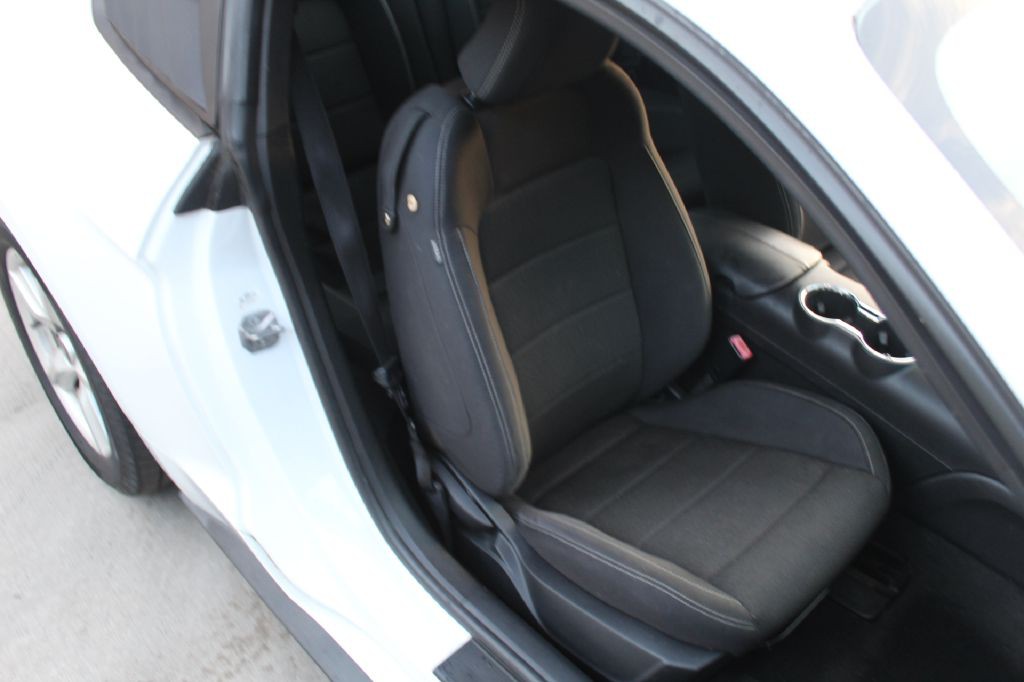 2016 Ford Mustang Image 10