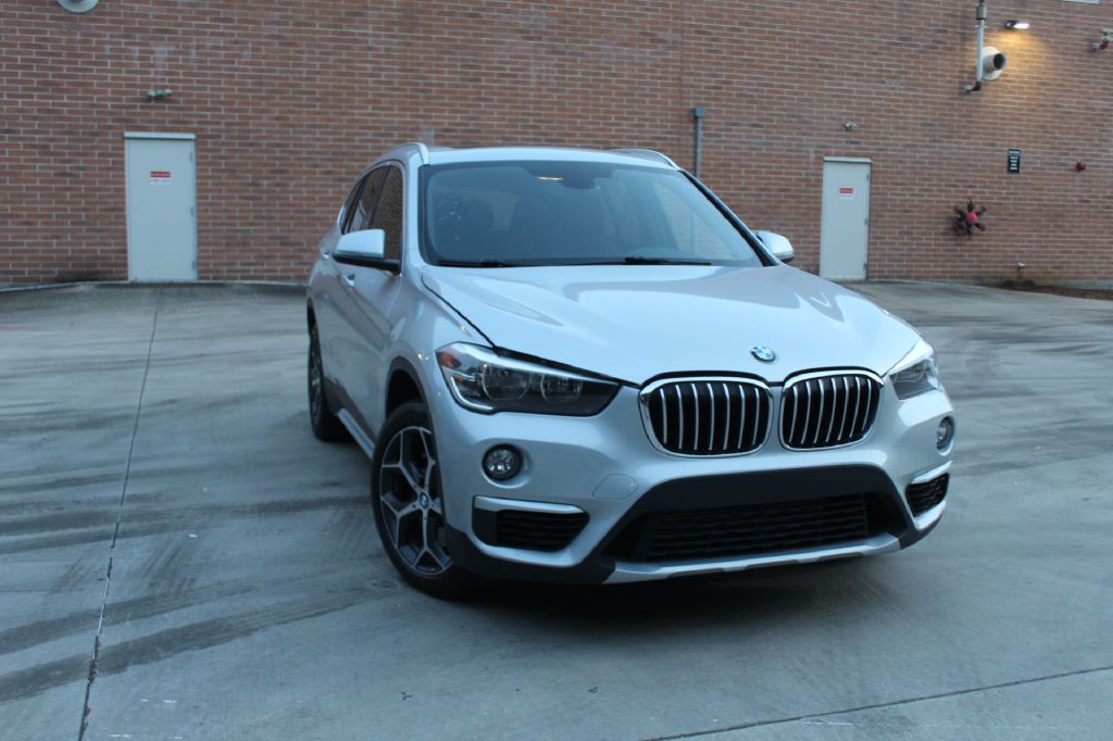 2018 BMW X1 Image 1